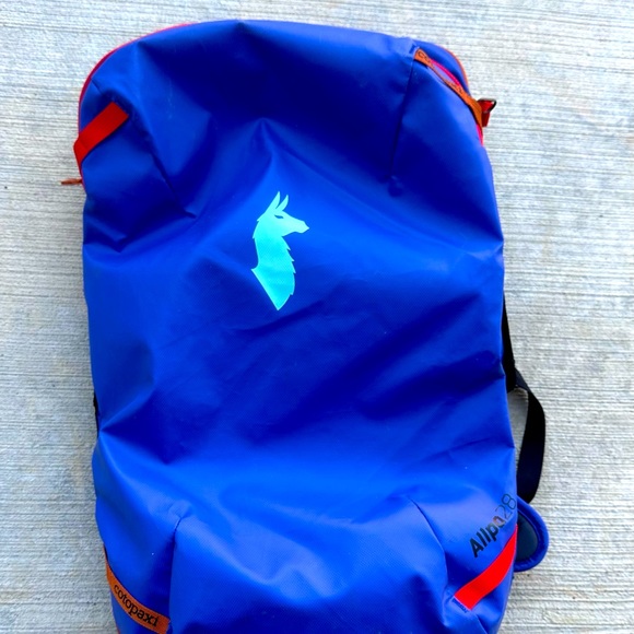cotopaxi Handbags - CotoPaxi New Allpa 28 Backpack w laptop pockets